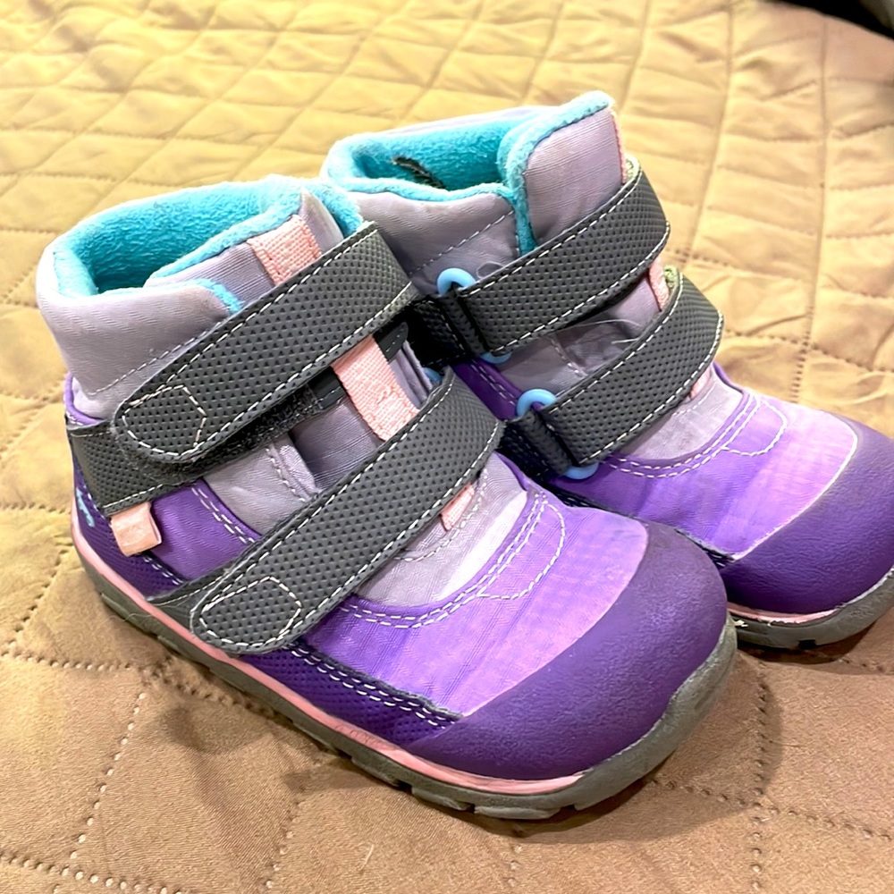See Kai Run winter waterproof insulated shoe